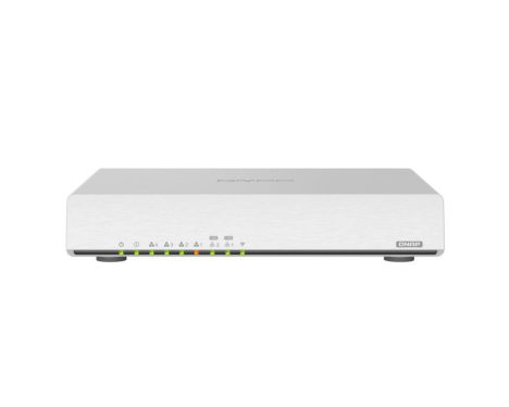 QNAP QHORA-301W 10GbE SD-WAN WiFi 6 Router QNAP QHORA-301W 10GbE SD-WAN WiFi 6 Router