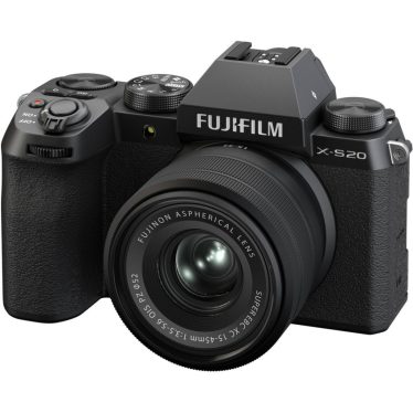 Fujifilm X-S20 + XC 15-45mm Black