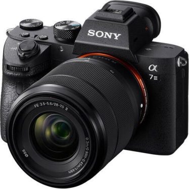 Sony Alpha 7 III Black + 28-70mm f/3.5-5.6 OSS II Kit